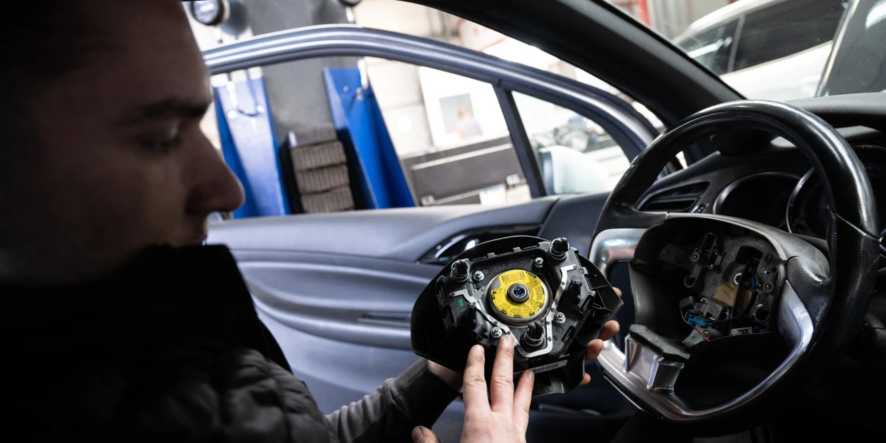 General Motors Is Investigating Air Bag That Exploded in Recalled but Unrepaired Pickup Truck