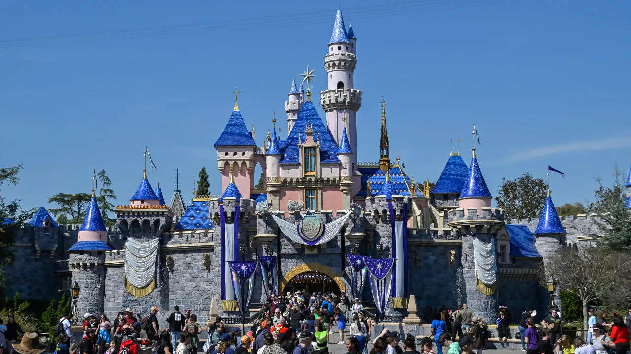 Disneyland’s $1.9B expansion plan approved by Anaheim City Council - Fox Business