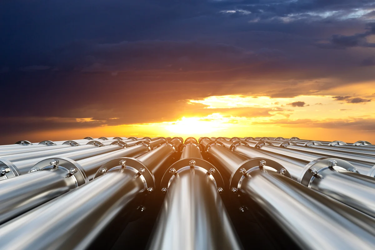 Energy Transfer vs. Williams Companies: Which Natural Gas Giant Wins the AI Power Buildout?