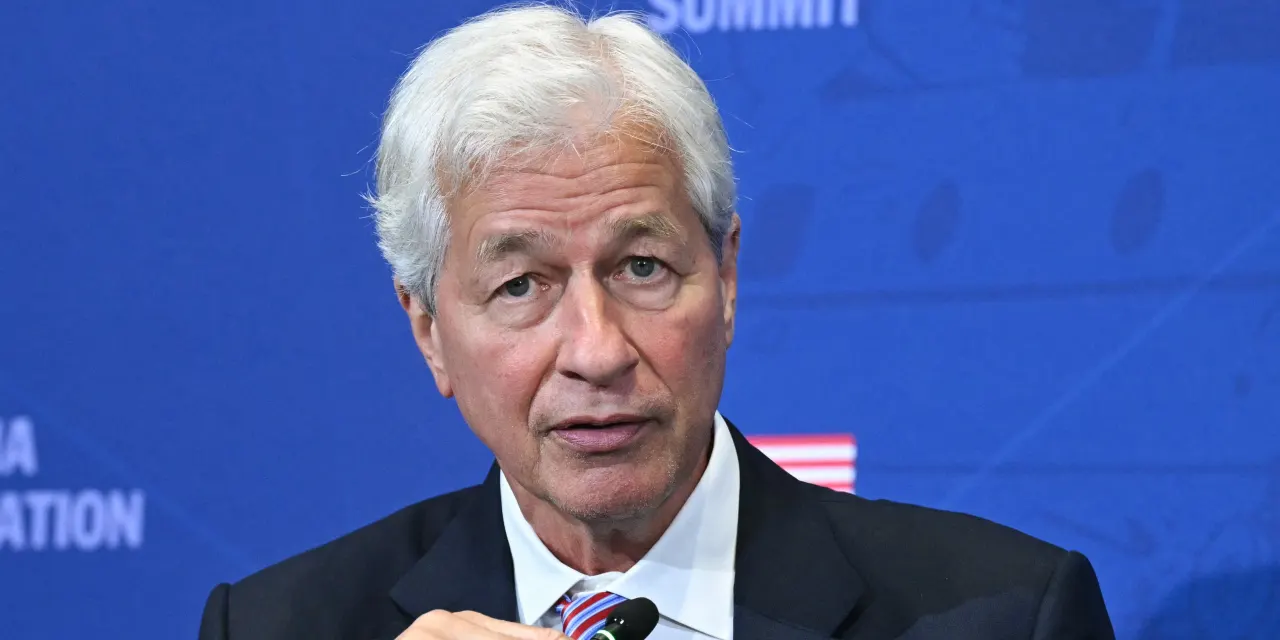 Jamie Dimon says he wouldn’t buy Treasurys. ‘I don’t understand the upside.’