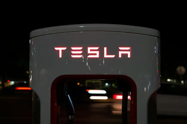 Robotaxi revolution: Tesla and the Uber-Lucid-Nuro coalition prepare to go mainstream