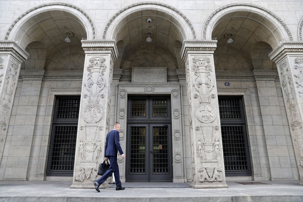 SNB Refrained From FX Interventions After No-Manipulation Pledge