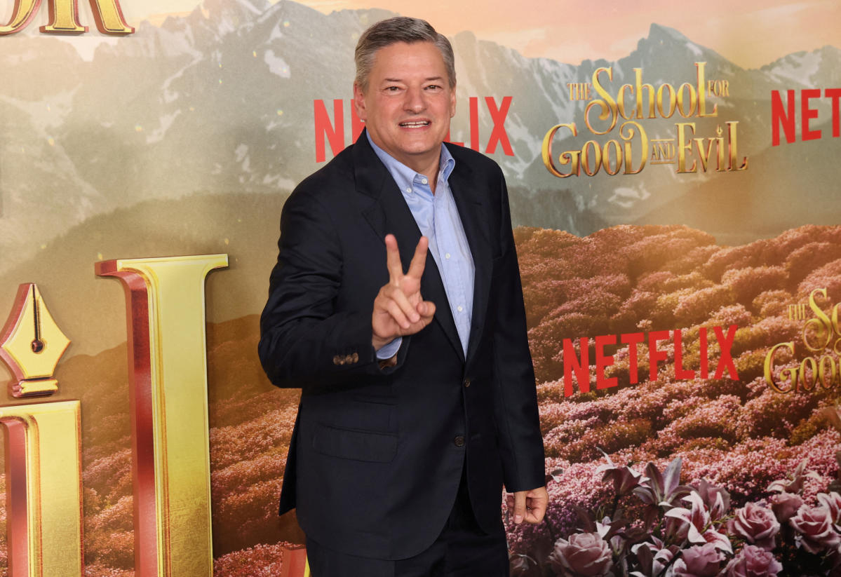 Netflix stock jumps after Wells Fargo upgrade, citing 'more ways to win' in '23 - Yahoo Finance