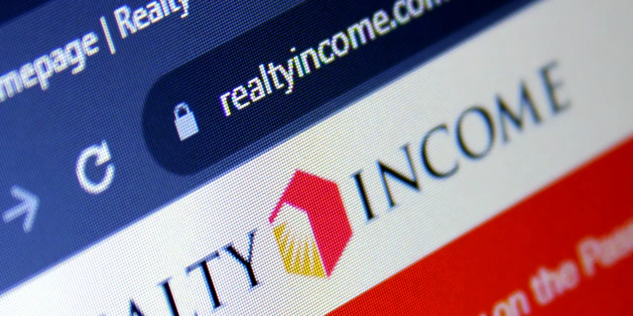 REITs Are the S&P 500’s Highest Yielding Sector. Realty Income and 3 More to Buy Now.