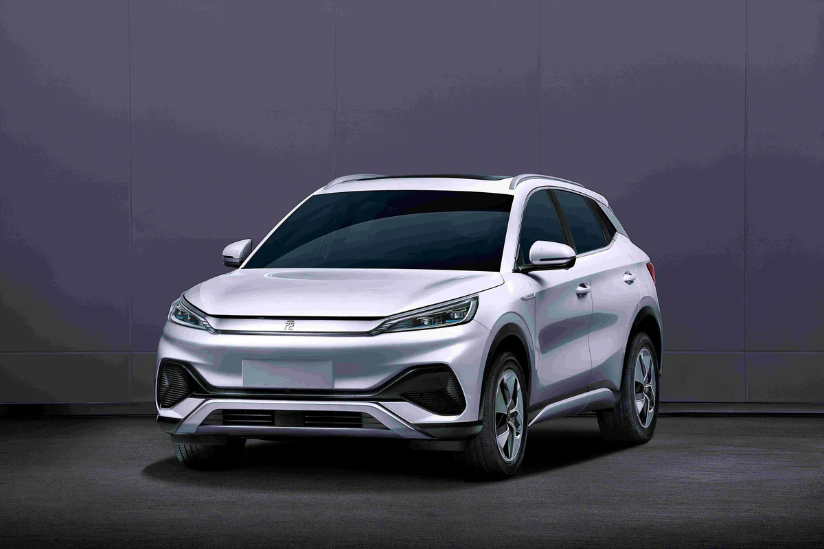 How 1 Top Global EV Maker Adjusted to the Iran Conflict and Is Thriving