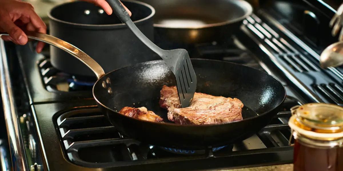 Diners buy more steak at restaurants when beef is expensive: Darden CFO - Business Insider