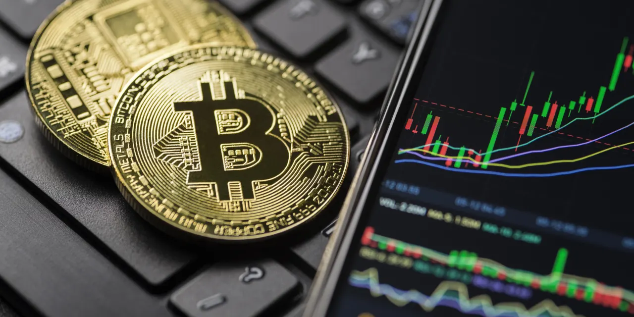 Bitcoin, Ethereum Fall With No Crypto Rally in Sight. Coinbase, Strategy Stocks Suffer.
