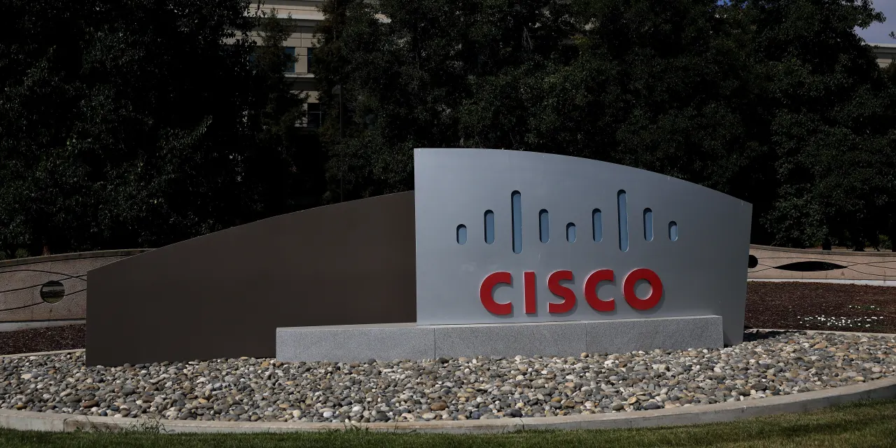 As semis sell off, rattled investors should heed last millennium’s lesson from Cisco Systems