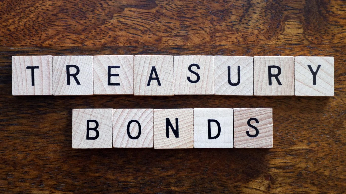 If Treasury Yields Jump Above 4.75%, Here's What Happens to SDY