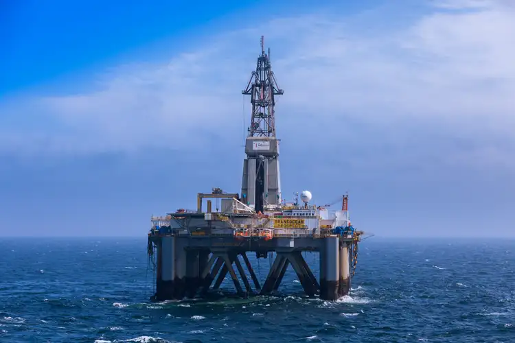 Transocean wins four Q2 drilling rig deals adding $199M to backlog