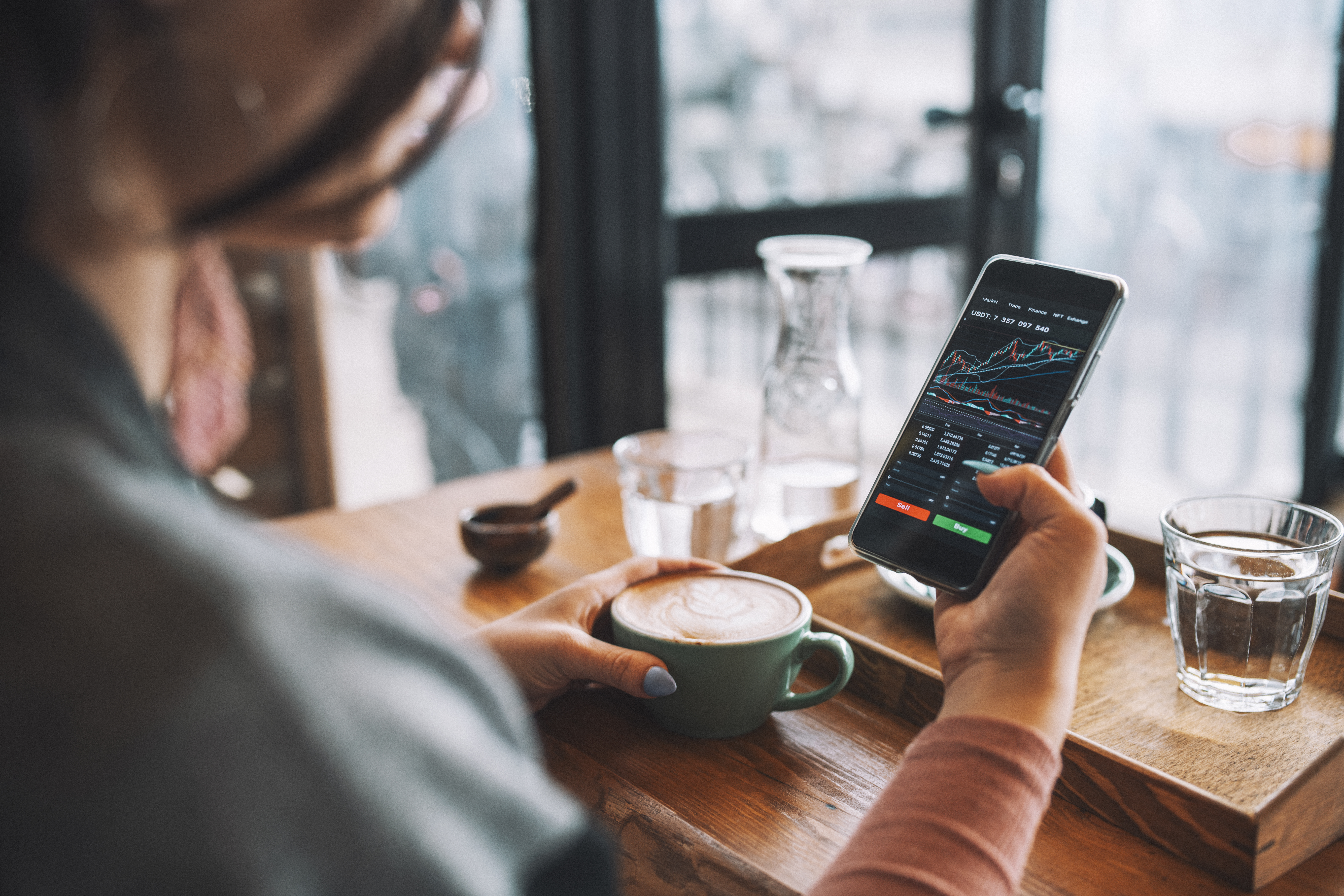 Is This Crypto Investment Company Taking on Robinhood?