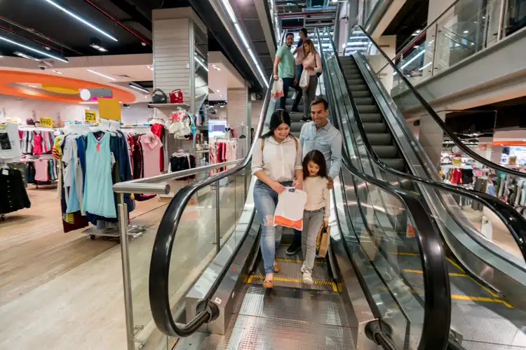 Macerich Q1 results deliver double beat, but occupancy slips, costs climb
