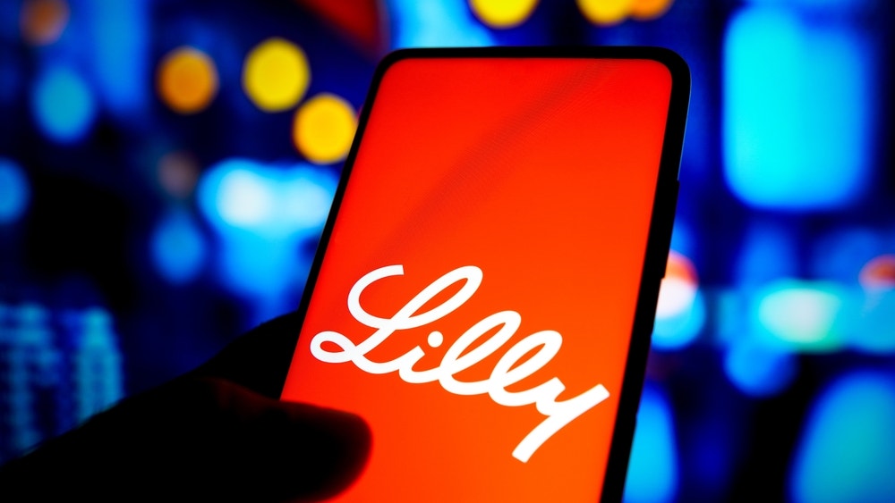 How To Earn $500 A Month From Eli Lilly Stock Ahead Of Q1 Earnings Report