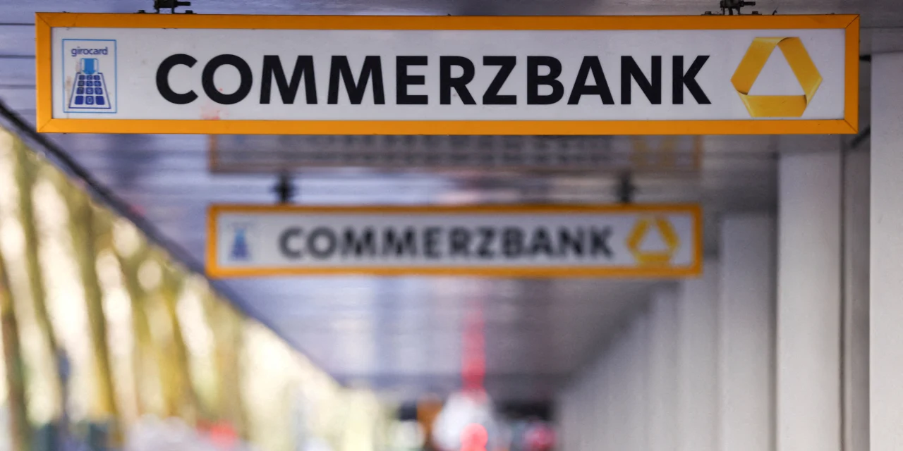 Commerzbank to Cut 3,000 Jobs, Spend on AI as it Raises Targets Amid UniCredit Bid