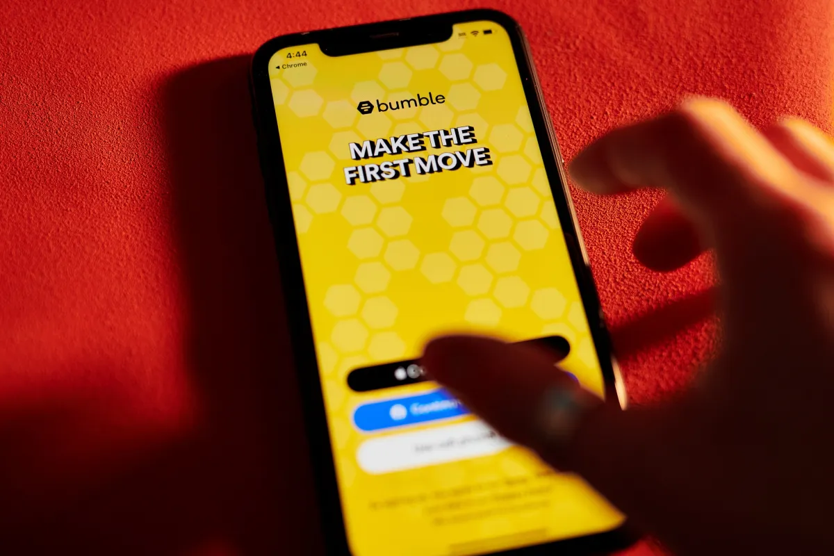 Bumble adds AI-powered photo feedback and profile guidance tools