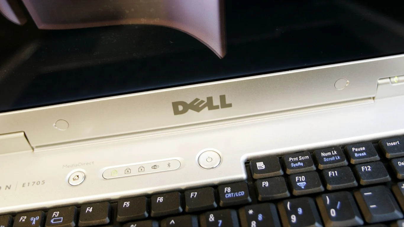 Forget Super Micro Computer: 1 Unstoppable AI Hardware Powerhouse to Buy Hand Over Fist After the Pullback