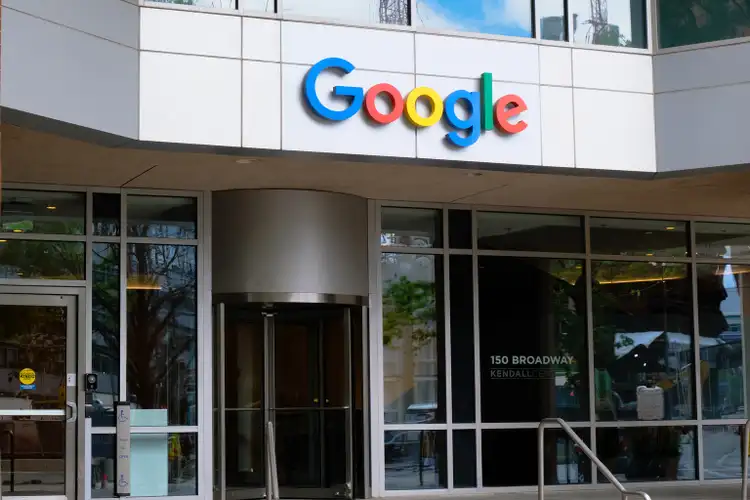 Chile and Google sign agreement to deploy a trans-Pacific submarine cable