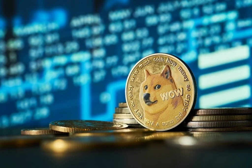 Dogecoin Down 5% To 16 Cents As Sellers Crush Every Bounce