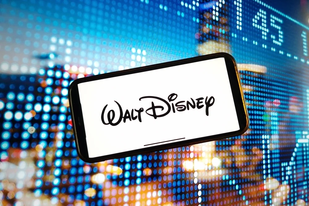 Walt Disney Streams Revenue Miss, Weak Guidance: These Analysts Raise Projections