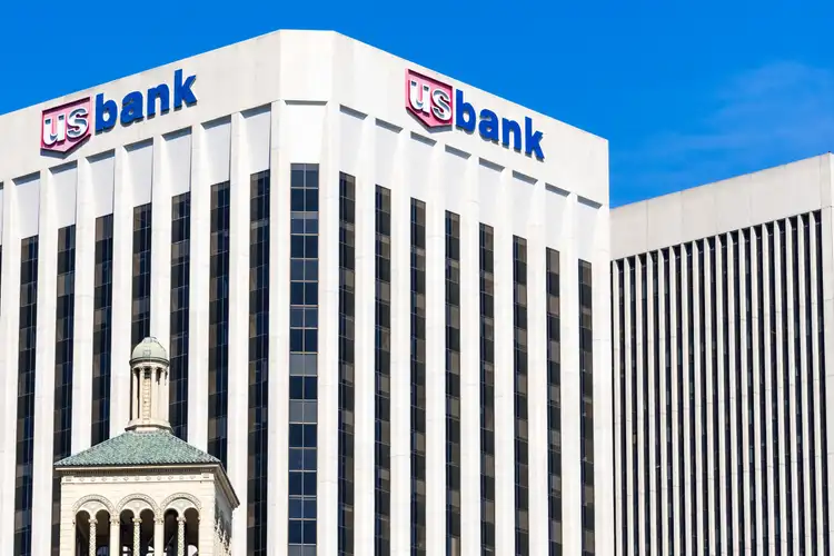 U.S. Bancorp Q2 revenue disappoints with soft net interest income; Q3 guidance falls short