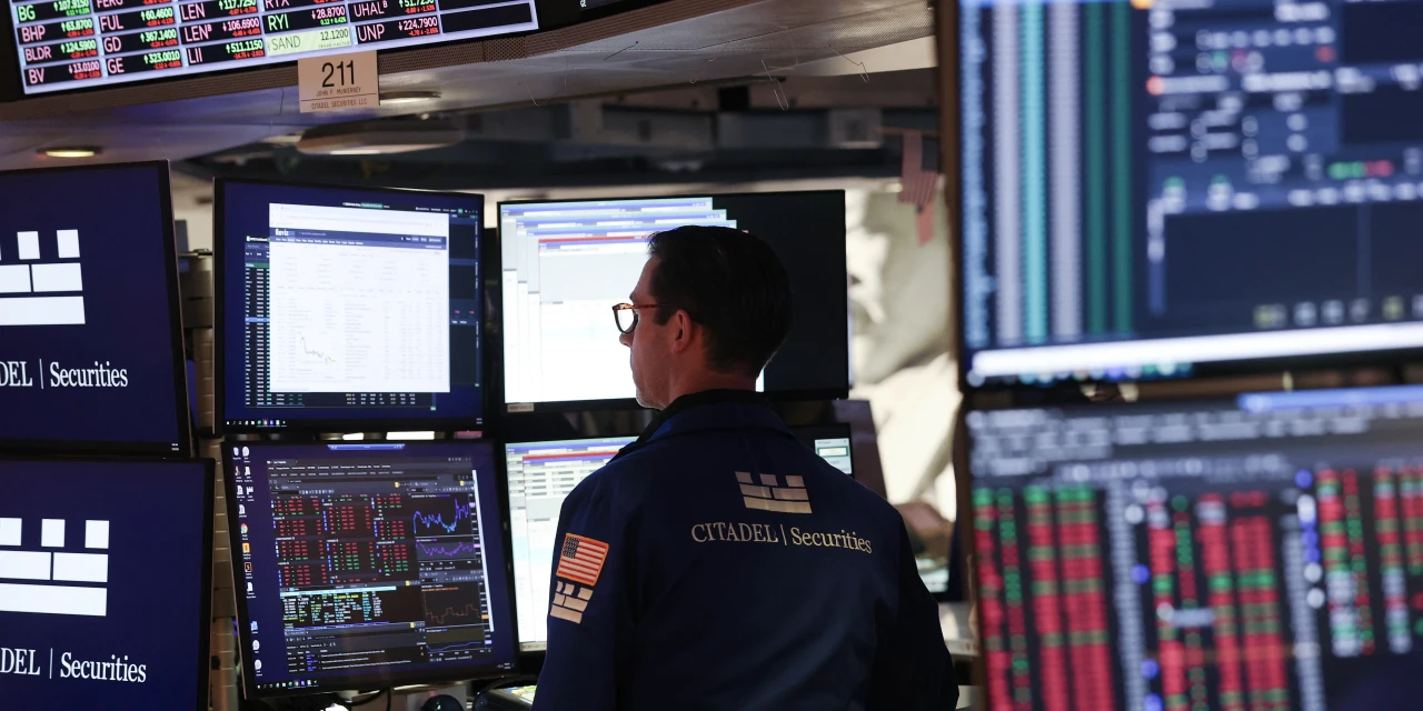 Global Markets, U.S. Futures Steady After Heavy AI-Induced Selling