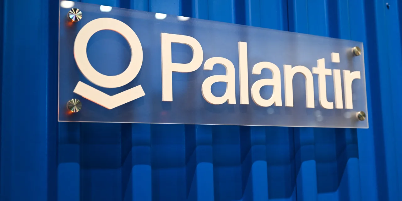 Why this new Palantir bull says the stock is worth its hefty price