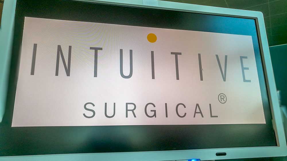Intuitive Surgical Stock Is Up 31% Since October Lows After Powerful Earnings Turnaround