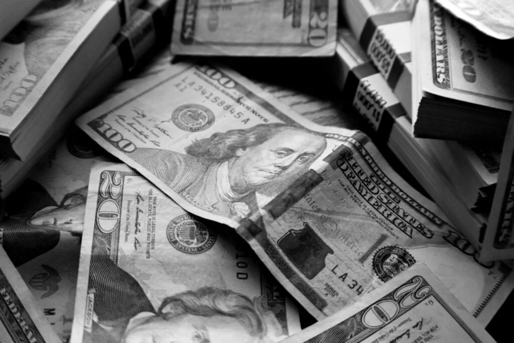 Wall Street's Most Accurate Analysts Spotlight On 3 Utilities Stocks Delivering High-Dividend Yields