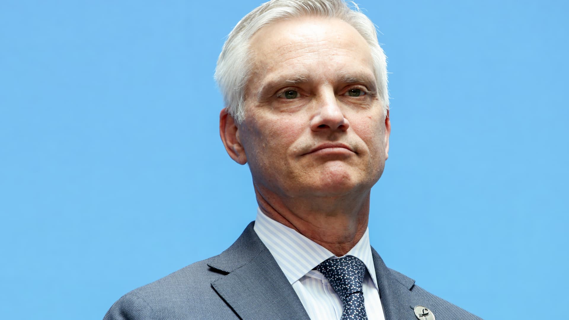 American Airlines CEO says merger with United would be 'bad for customers'