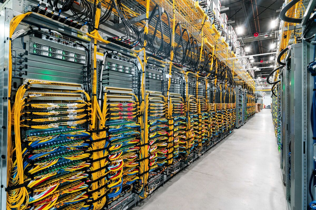 Investors Want a Broader AI Trade, But It’s Volatile Out There