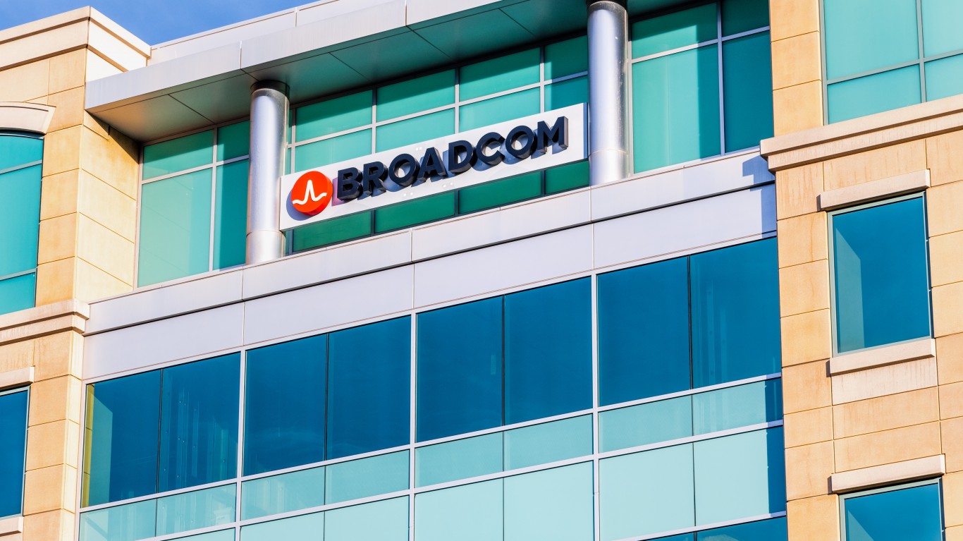 Is Marvell Finally Closing the Gap on Broadcom? Cramer Thinks So