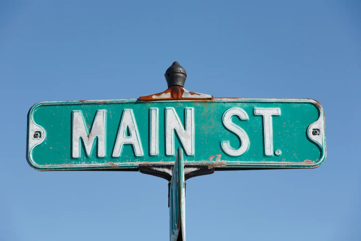 Main Street: Too Expensive To Touch, But Bonds Look Delicious - Seeking Alpha