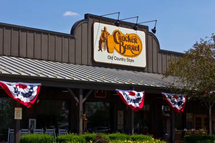 Cracker Barrel hikes operating profit forecast even as retail traffic slips