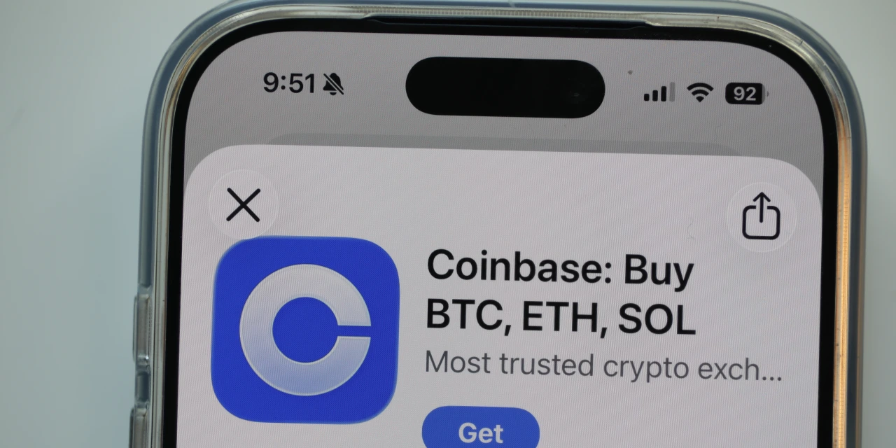 Coinbase Swings to Loss on Weak Crypto Market