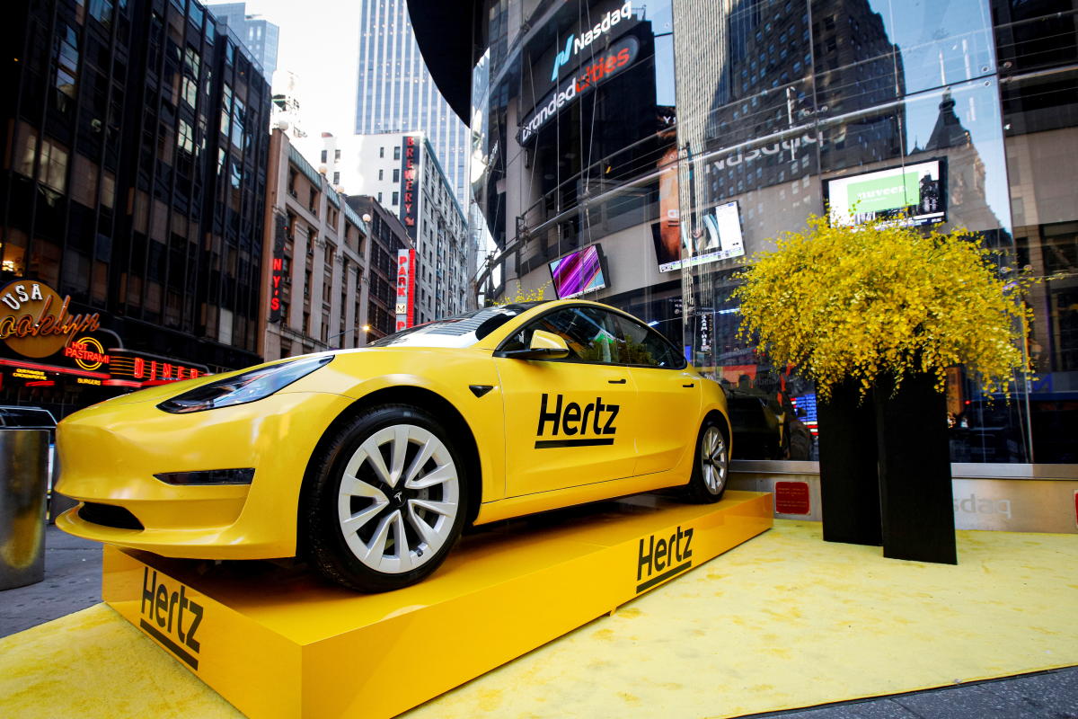 Hertz loses another $200 million from its EVs - Yahoo Finance