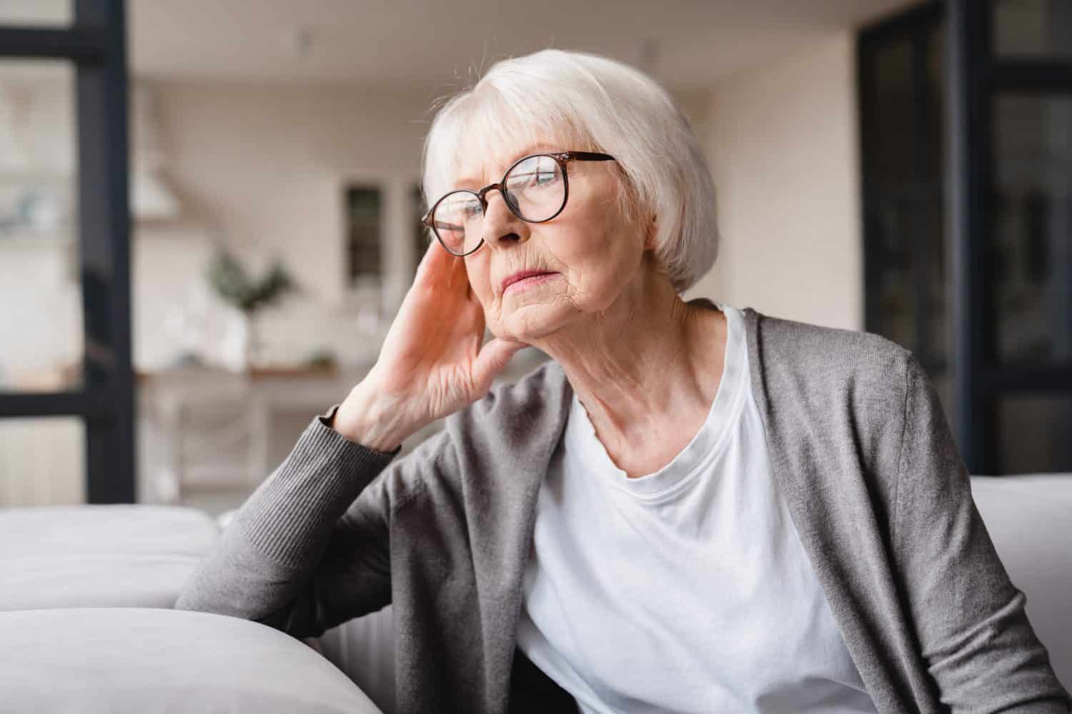 How a 60-Year-Old Widow Could Generate $1,800 a Month From a $400,000 Portfolio