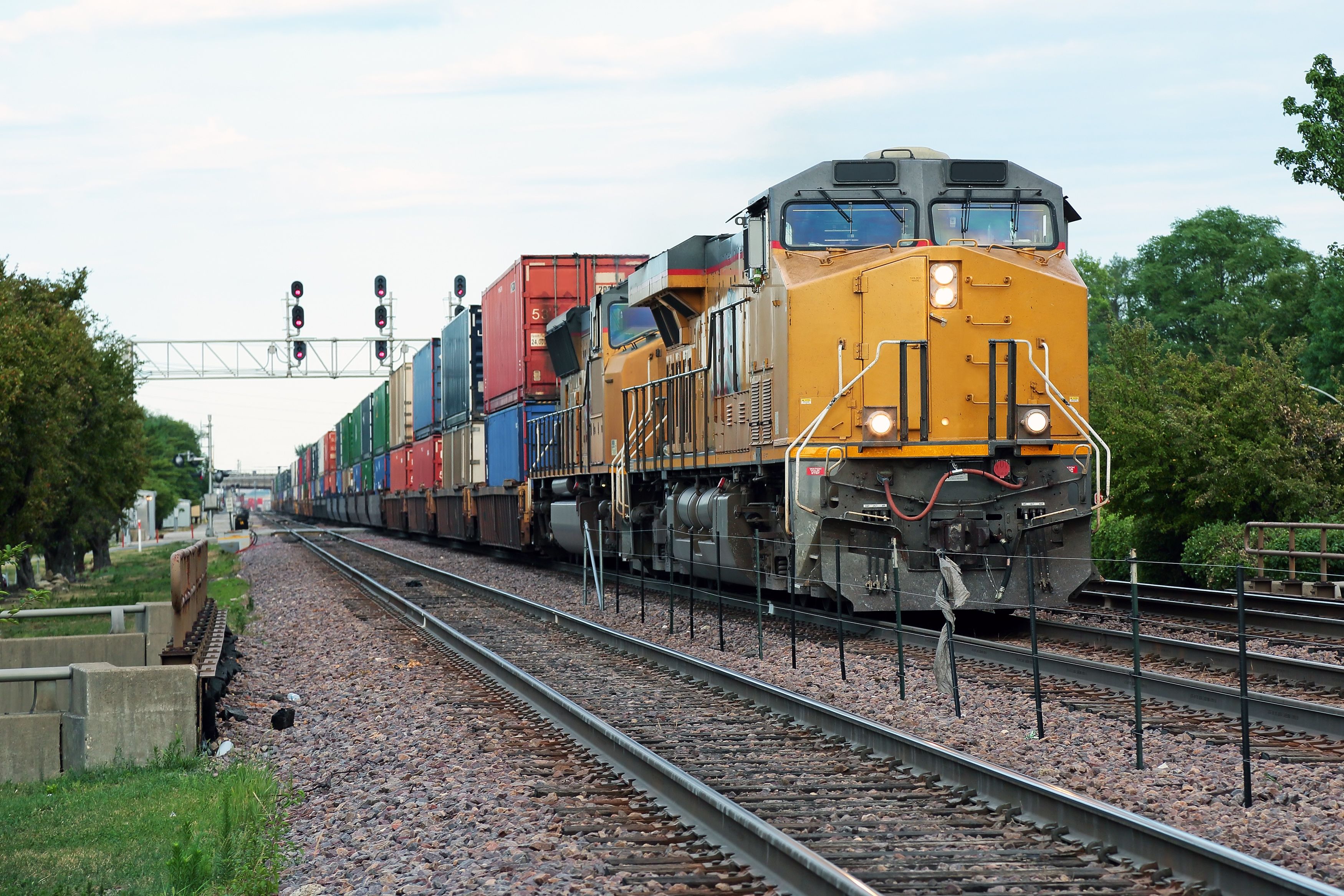 Mattern Capital Dumps 39,000 Union Pacific Shares Worth $9.1 Million