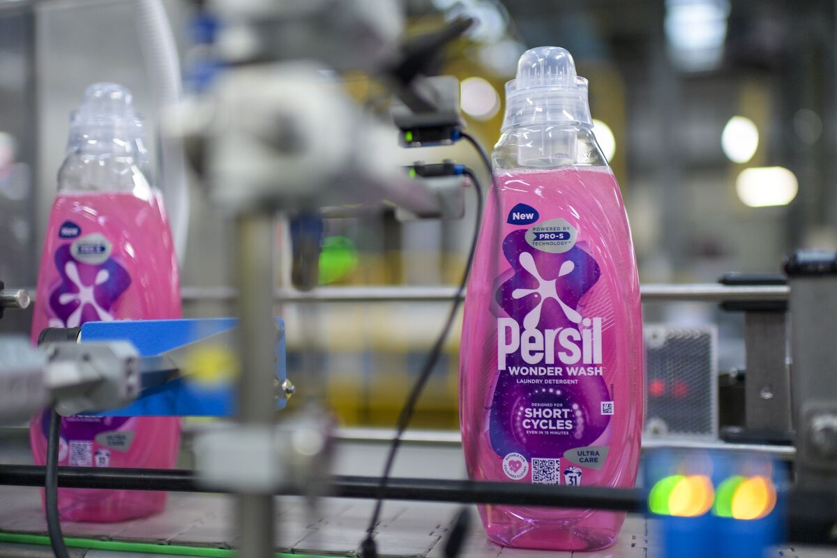 Unilever Wants You to Wash the Stains You Can't See - Bloomberg