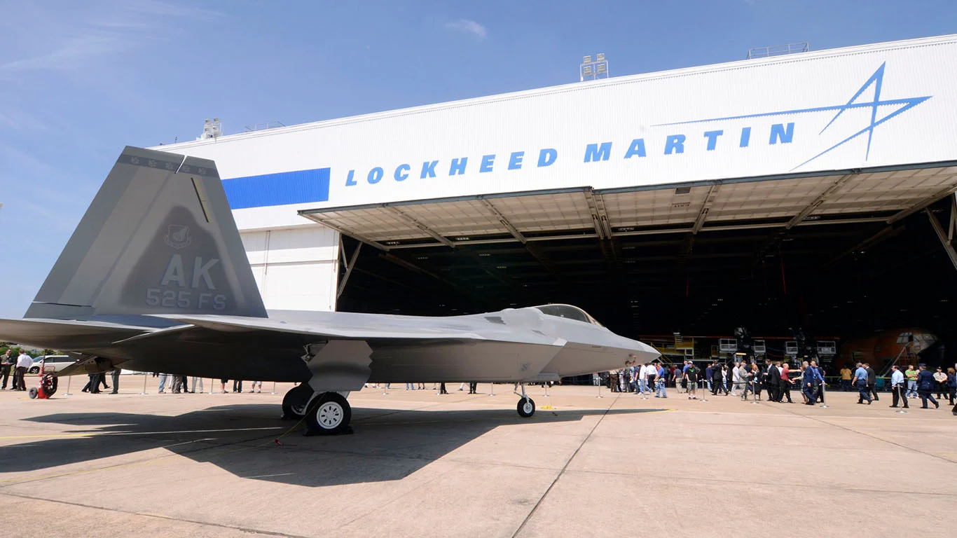 Lockheed Martin Price Target Slashed to $571 by Citi: Is the Defense Trade Stuck in Neutral?