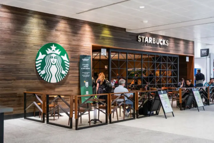 Starbucks trades in red for eight straight sessions