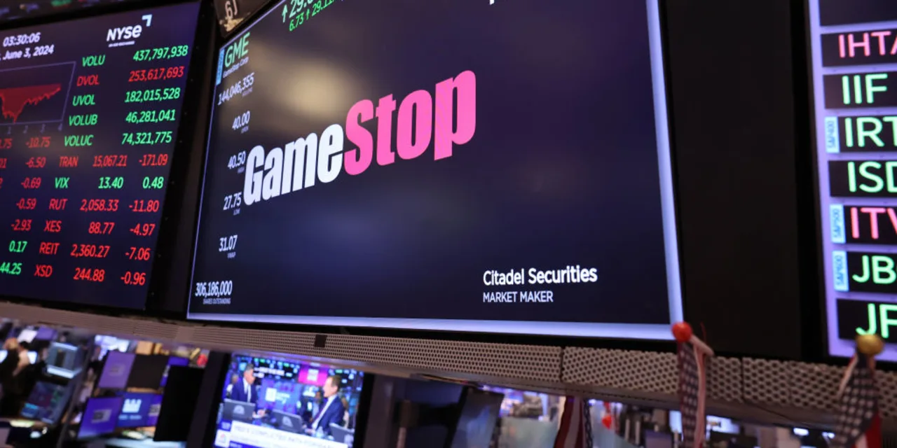 GameStop Is Issuing a ‘Special Dividend’ Next Week. Why the Stock Is Falling.