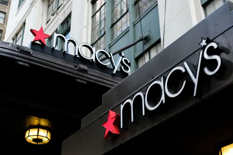 Macy’s stock falls after it delays Q3 after issue in delivery expenses