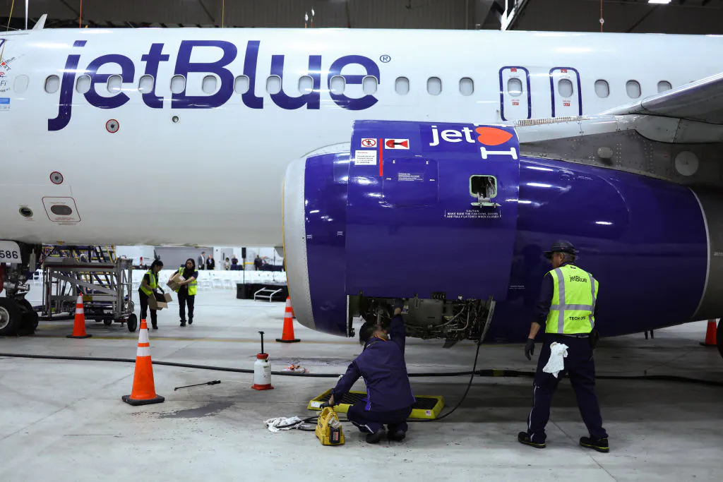 JetBlue sinks on deeper-than-expected loss, forecasts higher costs in 2026