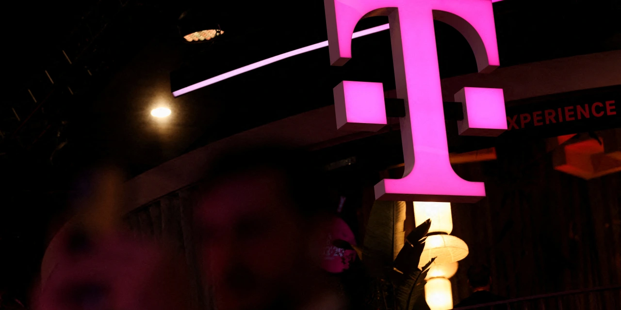 Deutsche Telekom Bets on AI to Cut Costs, Boost Revenue