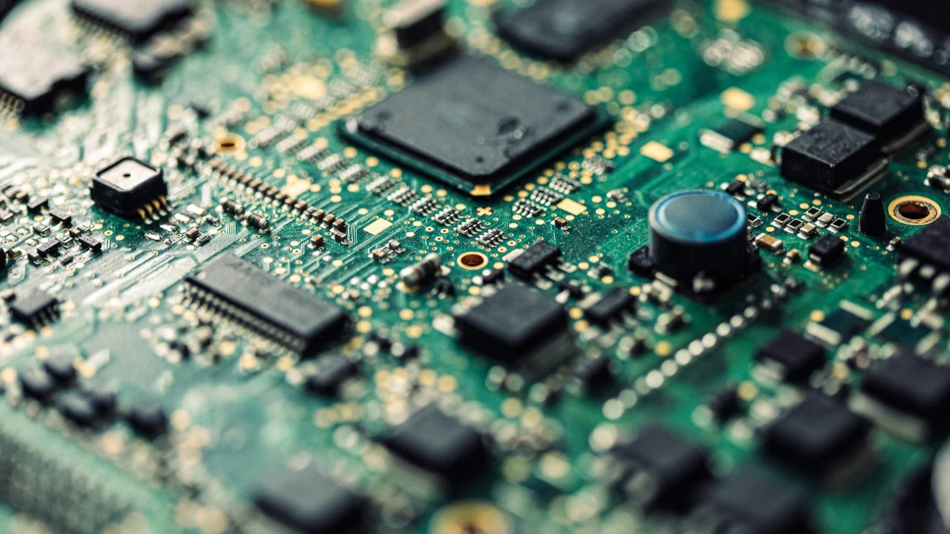Guidance Miss Becomes a Bloodbath: DRAM's 15% Implosion is At The Center