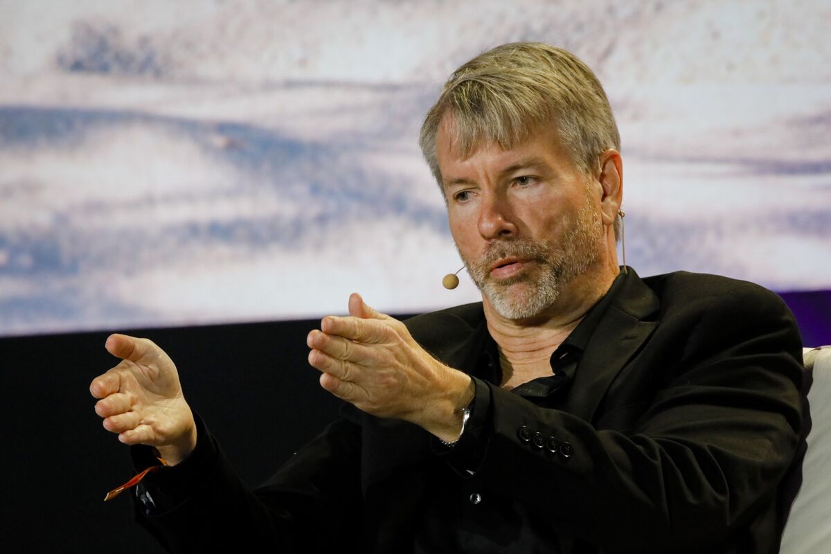 Saylor’s Strategy Raises Cash Reserve, Pauses Bitcoin Purchases