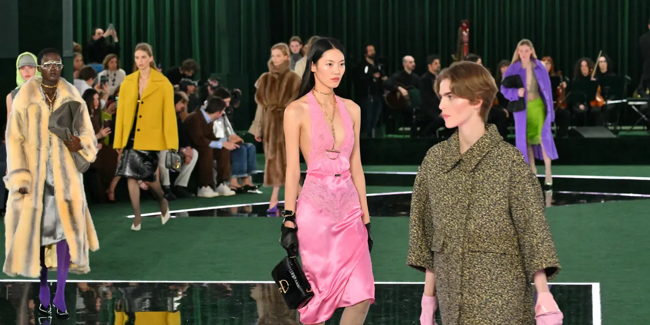 Alibaba, Kering, and 5 More International Bargain Stocks for 2026