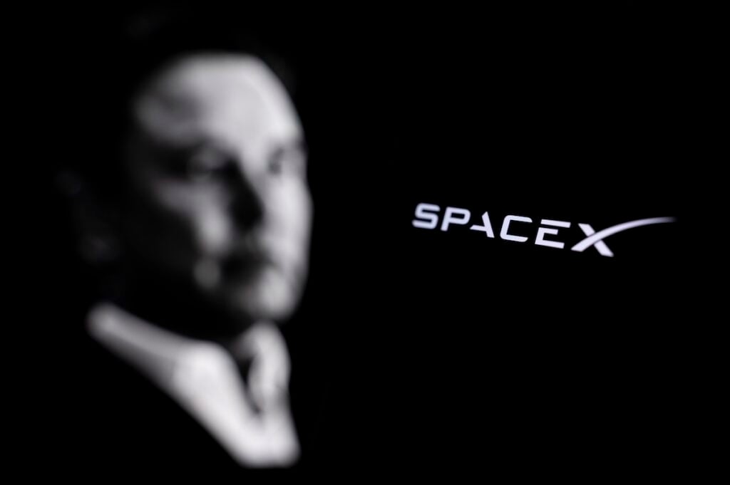 Gary Black Says Only People 'Shocked' by Tesla, SpaceX Stock Prices Are Those That Didn't Do the Math as Ross Gerber Smells Buying Opportunity